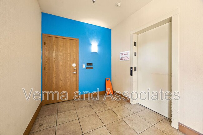 Building Photo - 2619 N Quality Ln