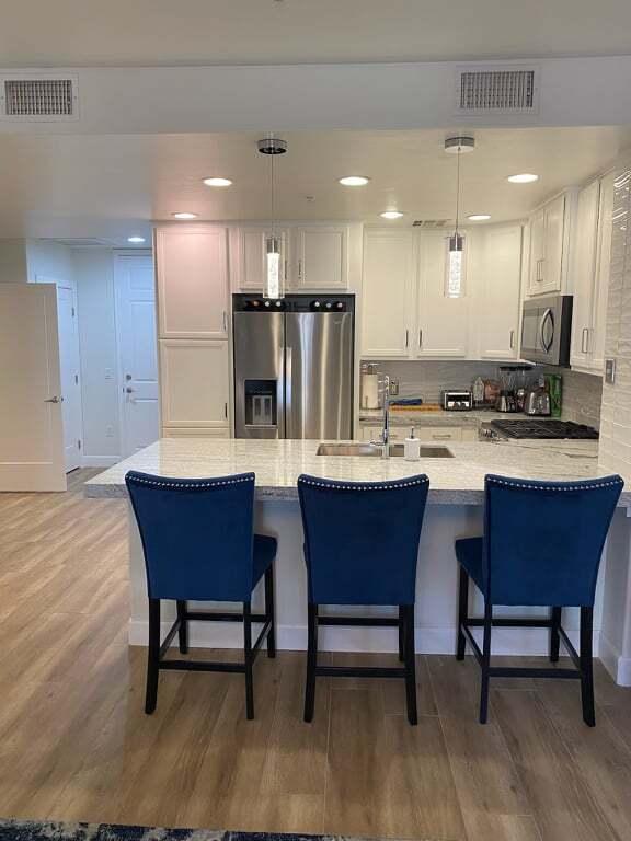 Building Photo - 5450 E Deer Valley Dr