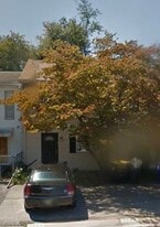 Building Photo - 2223 Dickens Ter