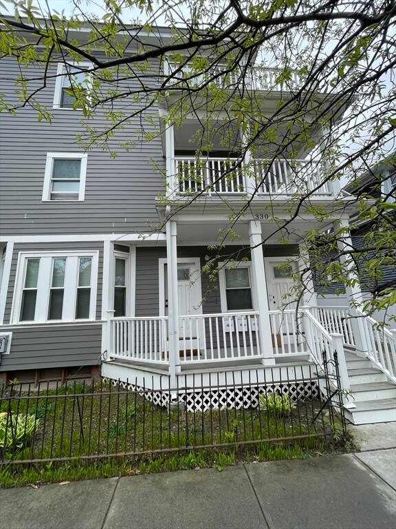 Building Photo - 330 Western Ave
