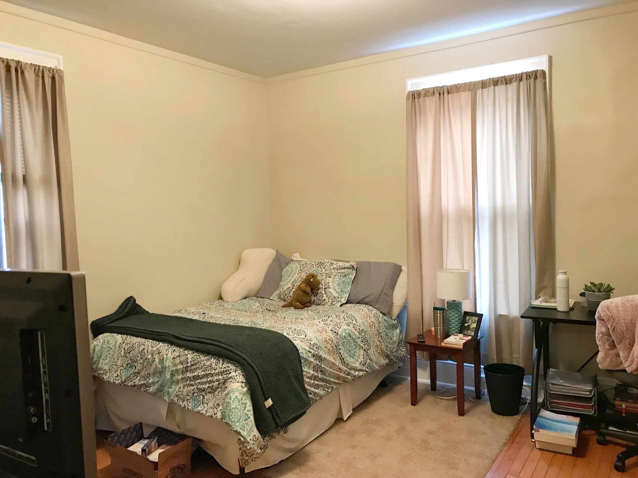 Building Photo - 2956 N Prospect Ave