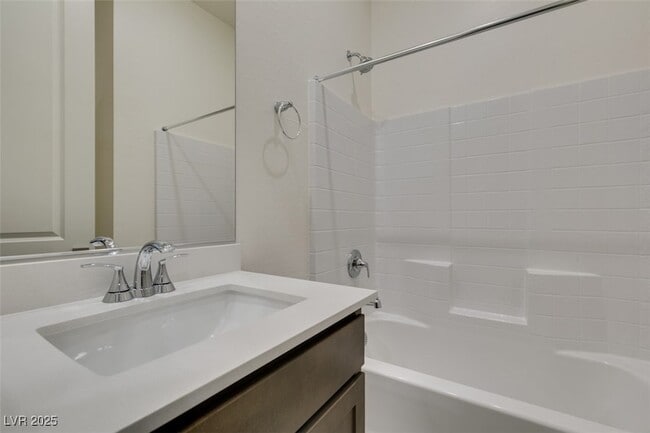 Building Photo - 568 Clover Bar Ln