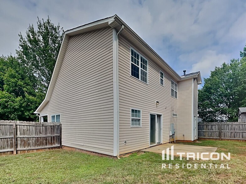 Building Photo - 367 Olde North Church Dr