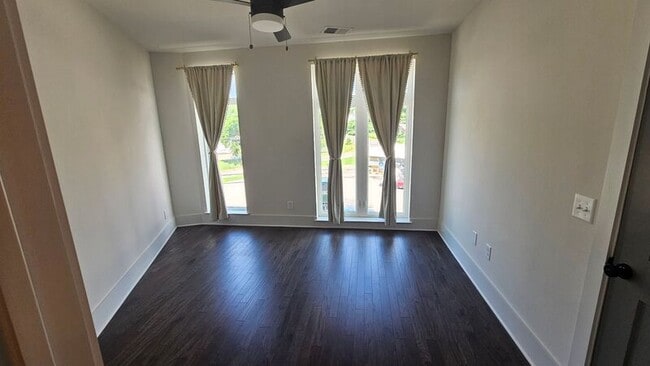 Building Photo - 1507 Porter Rd