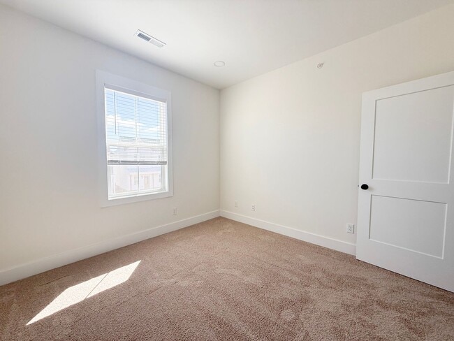 Building Photo - Crofton Style | Spacious 4-Bedroom Highbury Home with Pool and Pickleball Court