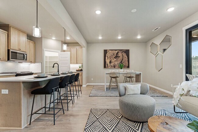 Building Photo - 6919 NE 132nd Way