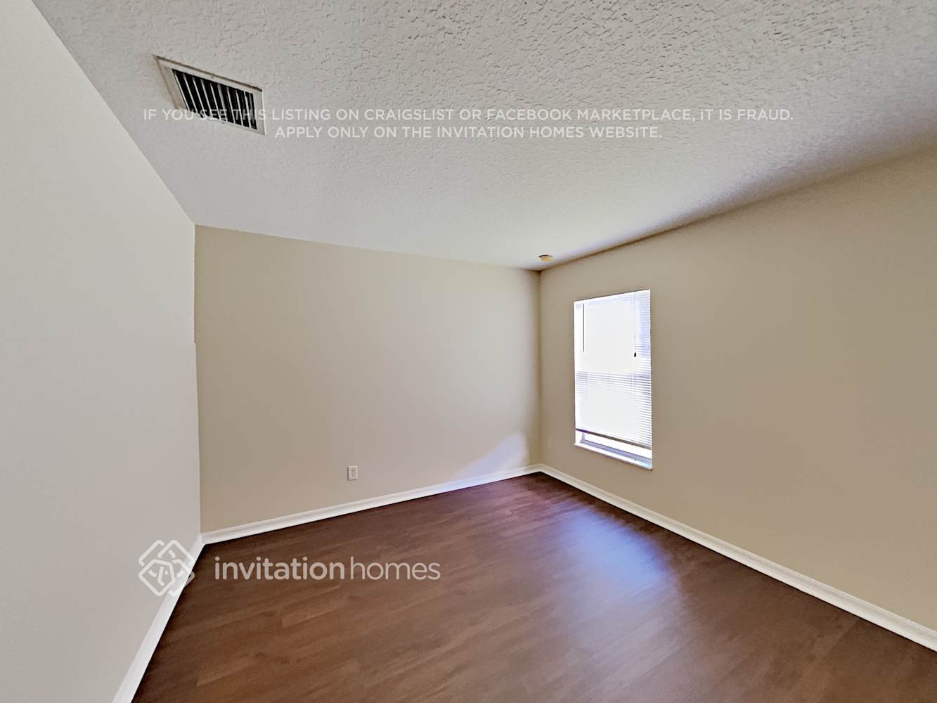 Building Photo - 3321 SW Savona Blvd