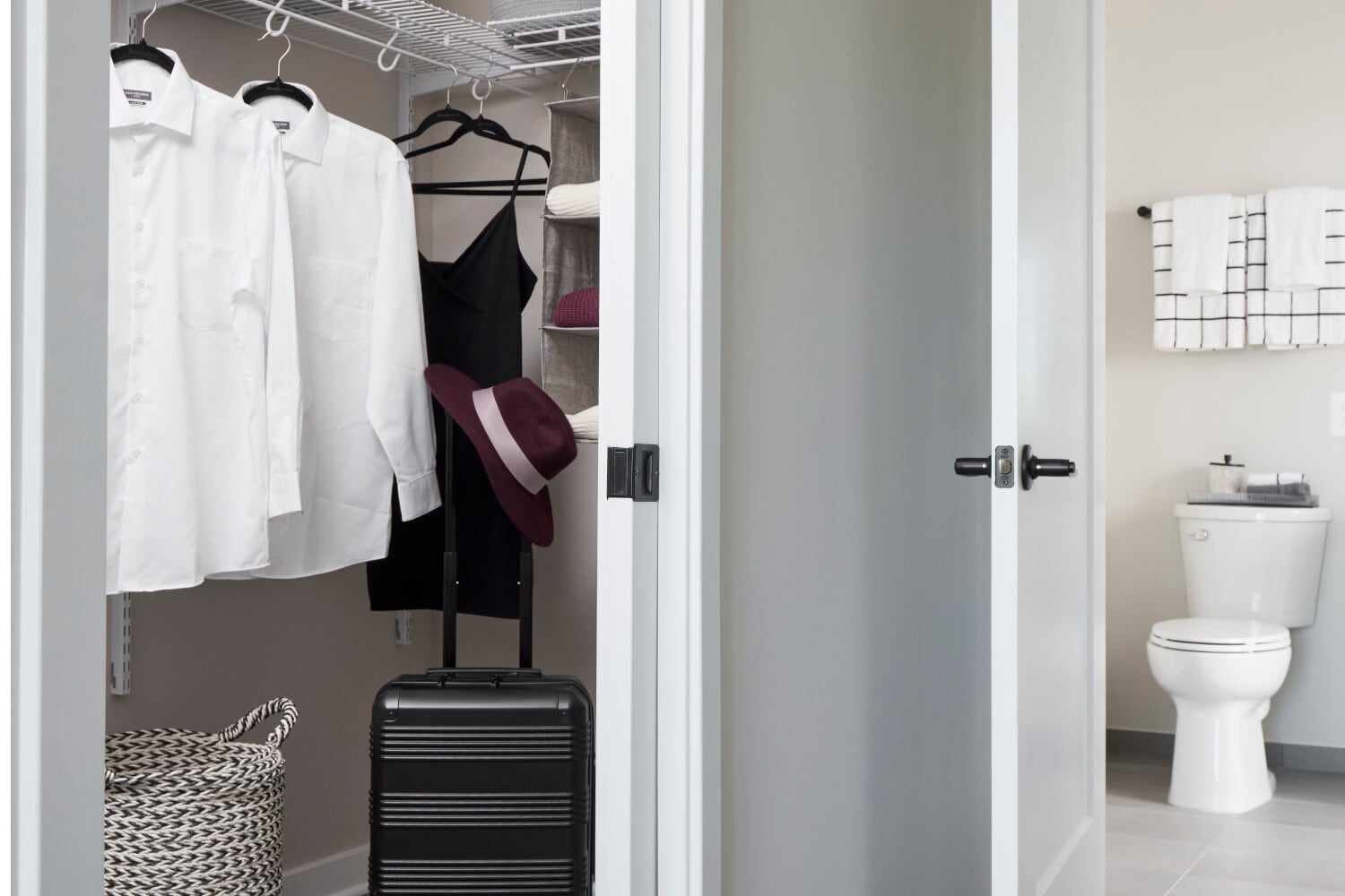 Interior Photo - Easton