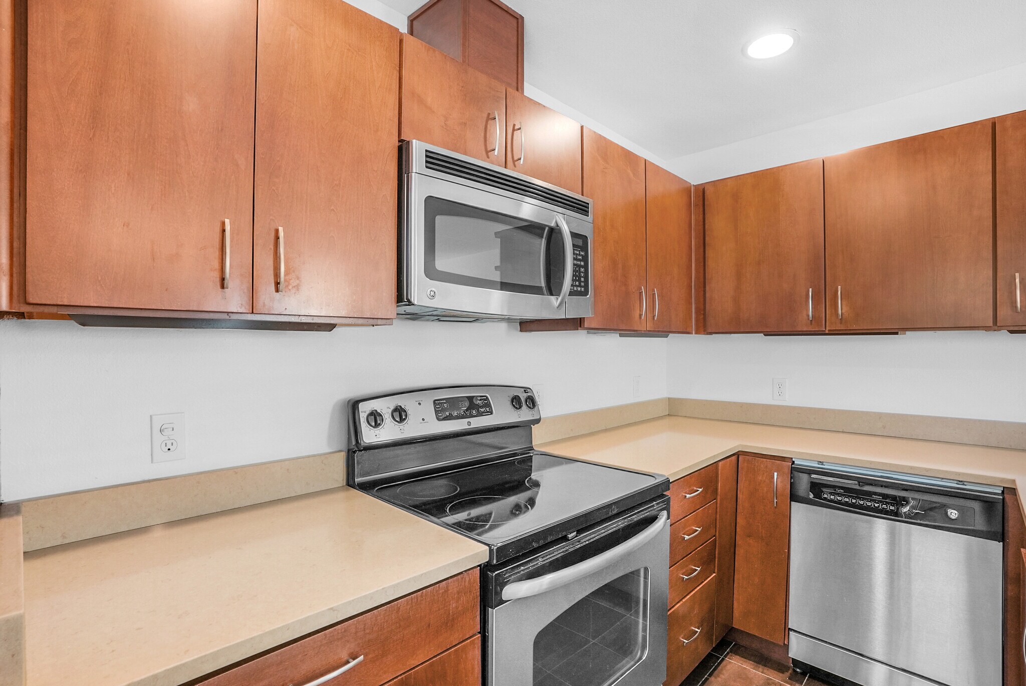 Building Photo - 1131 N 93rd St