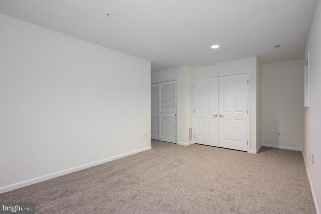Building Photo - 4406 Lieutenant Lansdale Pl
