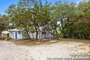 Building Photo - 17807 Hilltop Dr