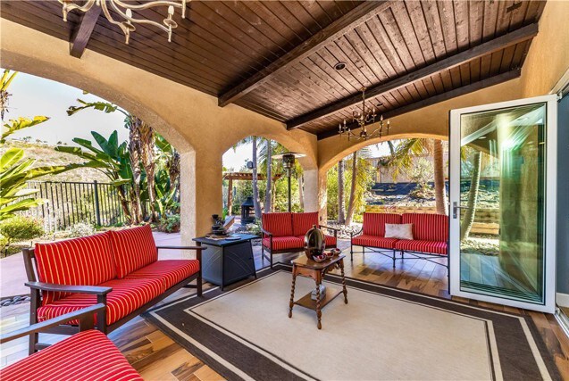 Building Photo - 6342 Paseo Descanso