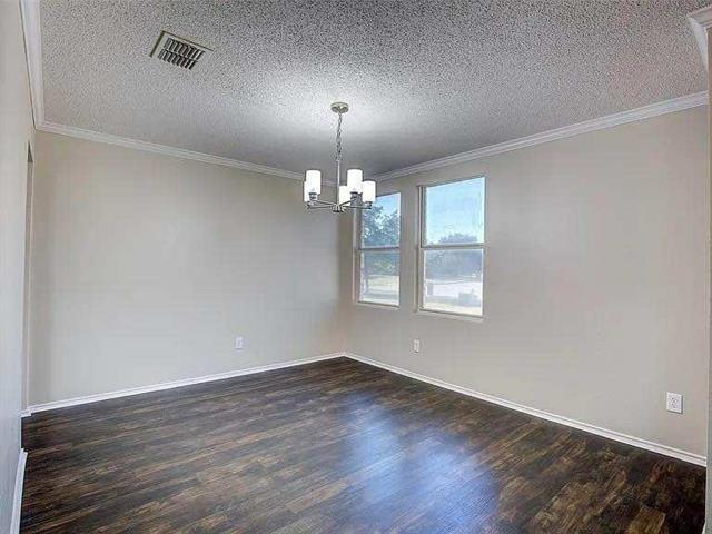 Building Photo - 1033 Burnet Dr