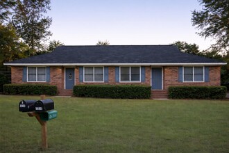 Building Photo - 1996 Coral Way