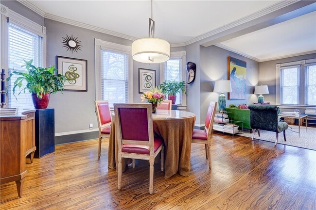 Building Photo - 249 S Goodman St