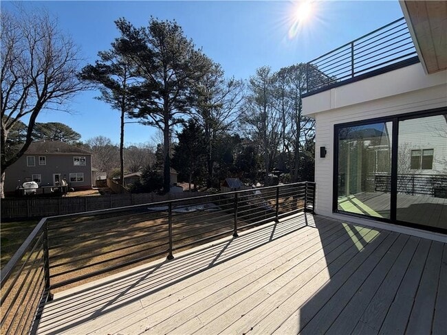 Building Photo - 2385 Nesbitt Dr NE