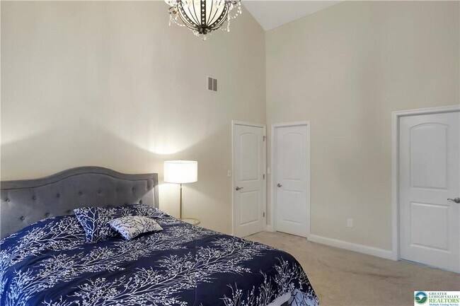 Building Photo - 202 McNair Cir