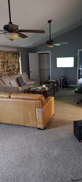 Building Photo - 138 Wilmarth Ave