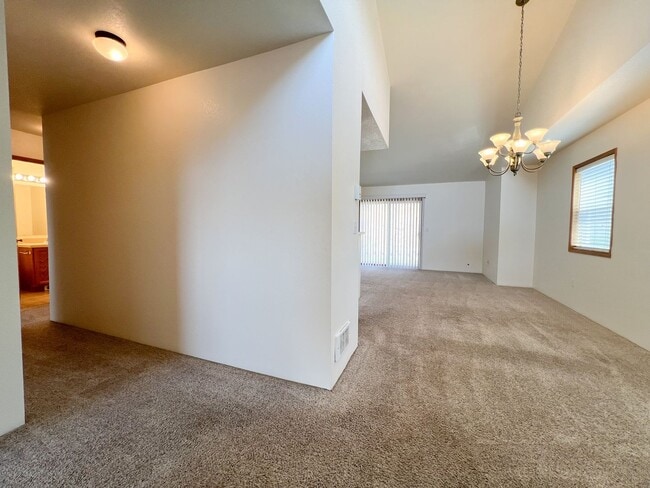 Building Photo - Triplex 5417 - 5421 North Hills Drive