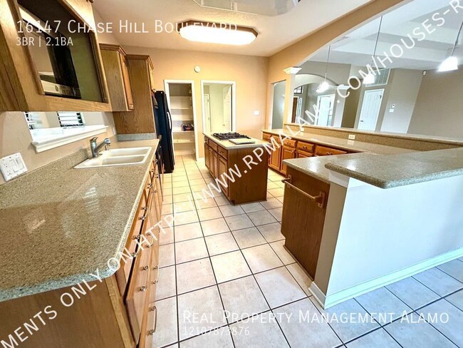 Building Photo - **APPLICATION RECEIVED** **MOVE-IN SPECIAL...