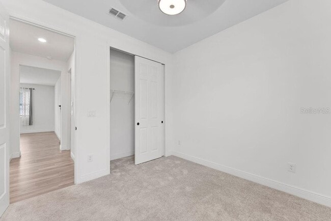Building Photo - 7322 34th Ct E