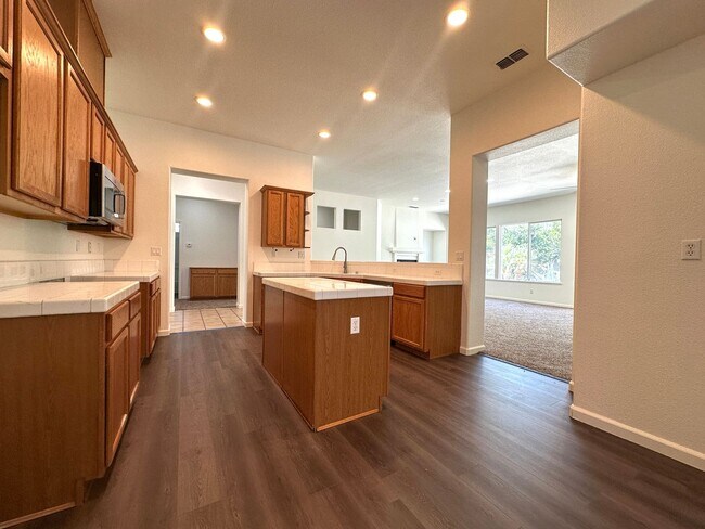 Building Photo - 1817 Briar Brook Ct