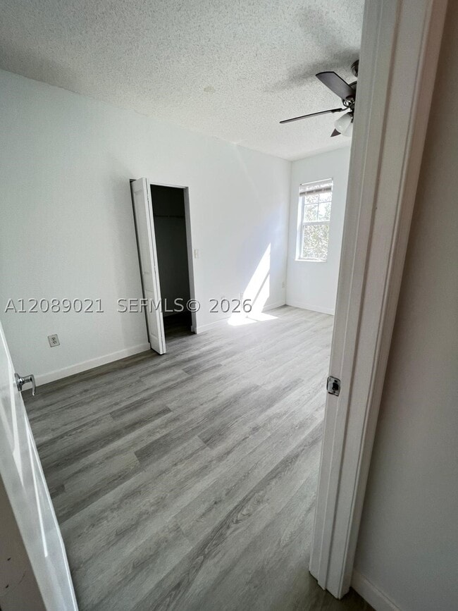 Building Photo - 5980 W Sample Rd