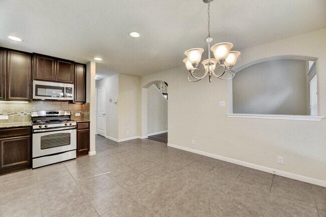 Building Photo - 1508 Sugarberry Ln