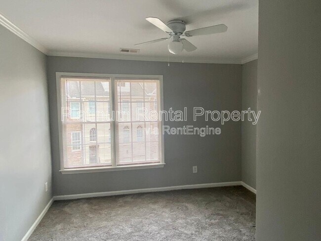 Building Photo - 11047 Lorin Way