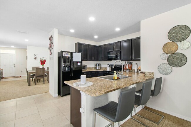 Building Photo - LIKE NEW Home For Rent in Southfork Lakes!