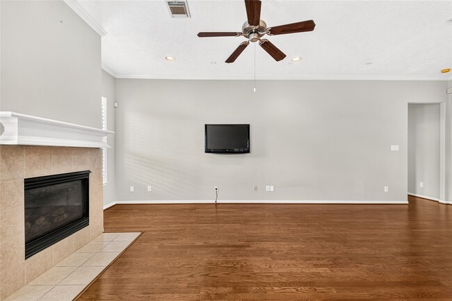 Building Photo - 1470 Sherwood Park Cir