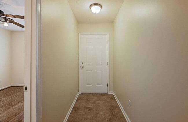 Building Photo - 422 Northrop Pl