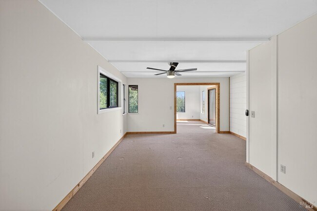 Building Photo - 2299 Sobre Vista Rd