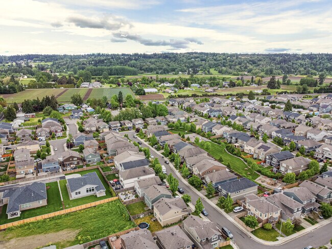 Building Photo - 1124 27th St NW