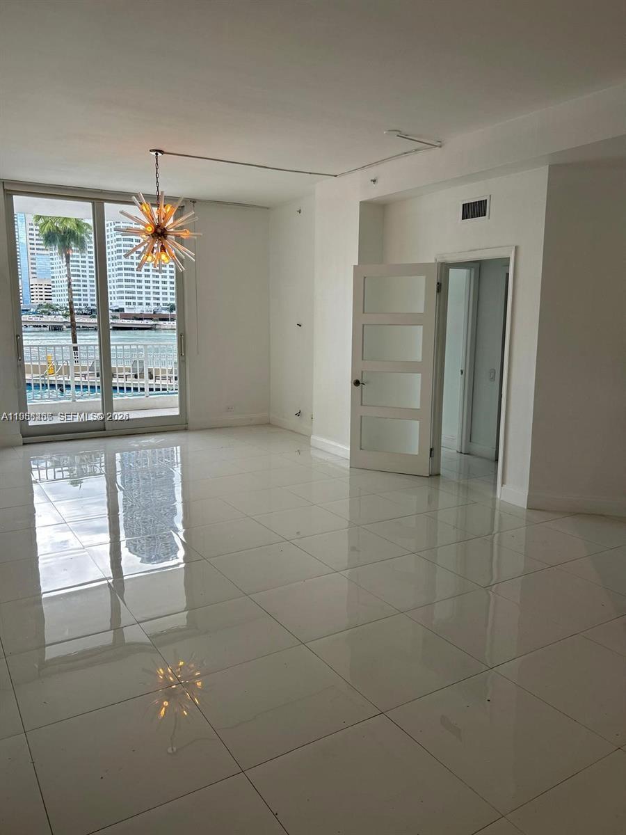 Building Photo - 701 Brickell Key Blvd