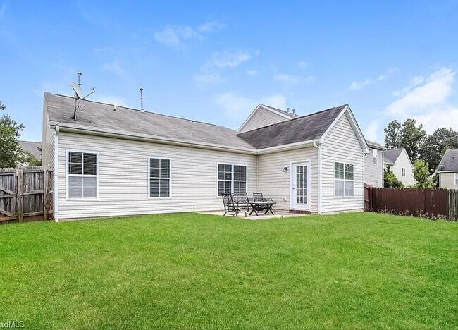 Building Photo - Earn Wealth While Leasing - Like a Homeown...