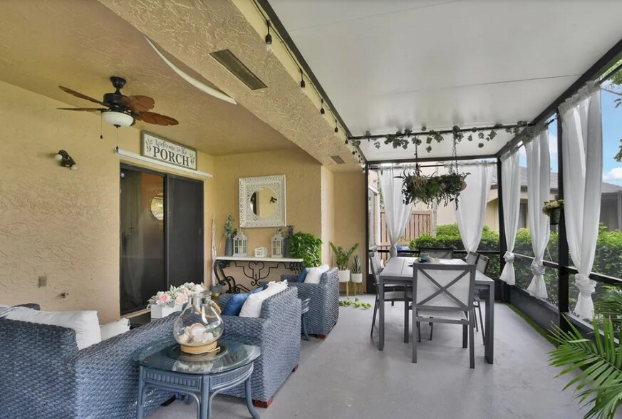 patio - 9366 Chelsea Dr N