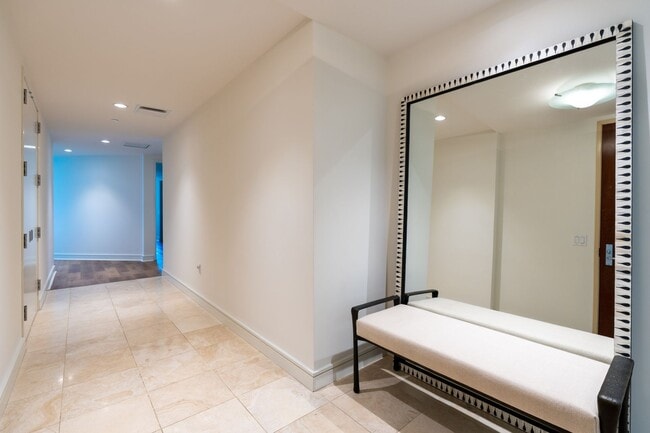 Building Photo - HOKUA 3 bedroom FULLY FURNISHED