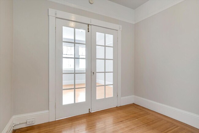 Building Photo - 1168 Church St