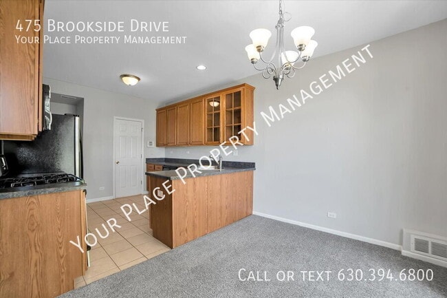 Building Photo - 475 Brookside Dr