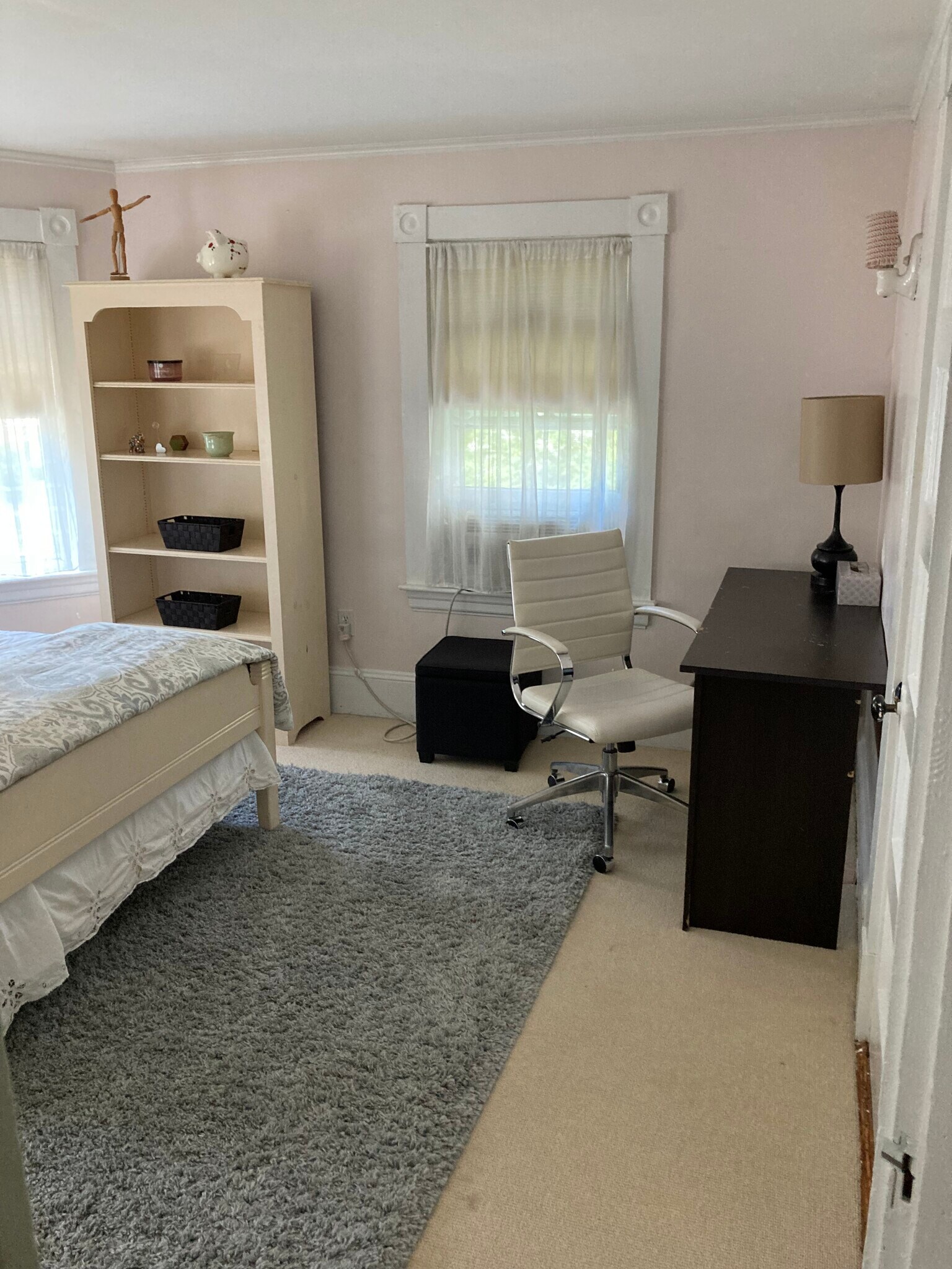 Building Photo - 55 Everett St