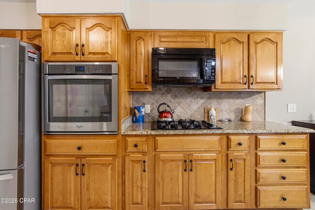 Building Photo - 855 Mande Ct