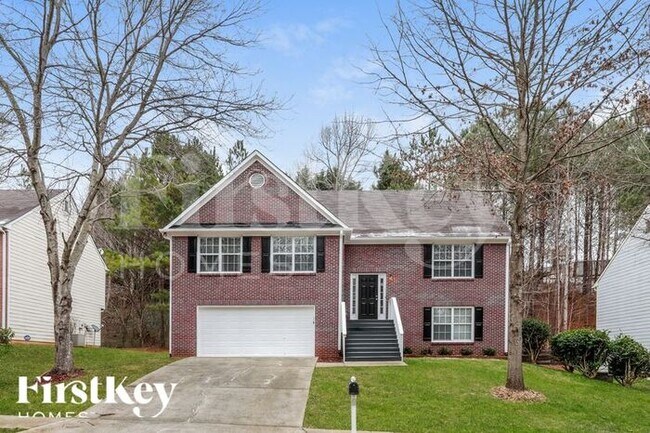 Primary Photo - 650 Castlebrooke Dr SE