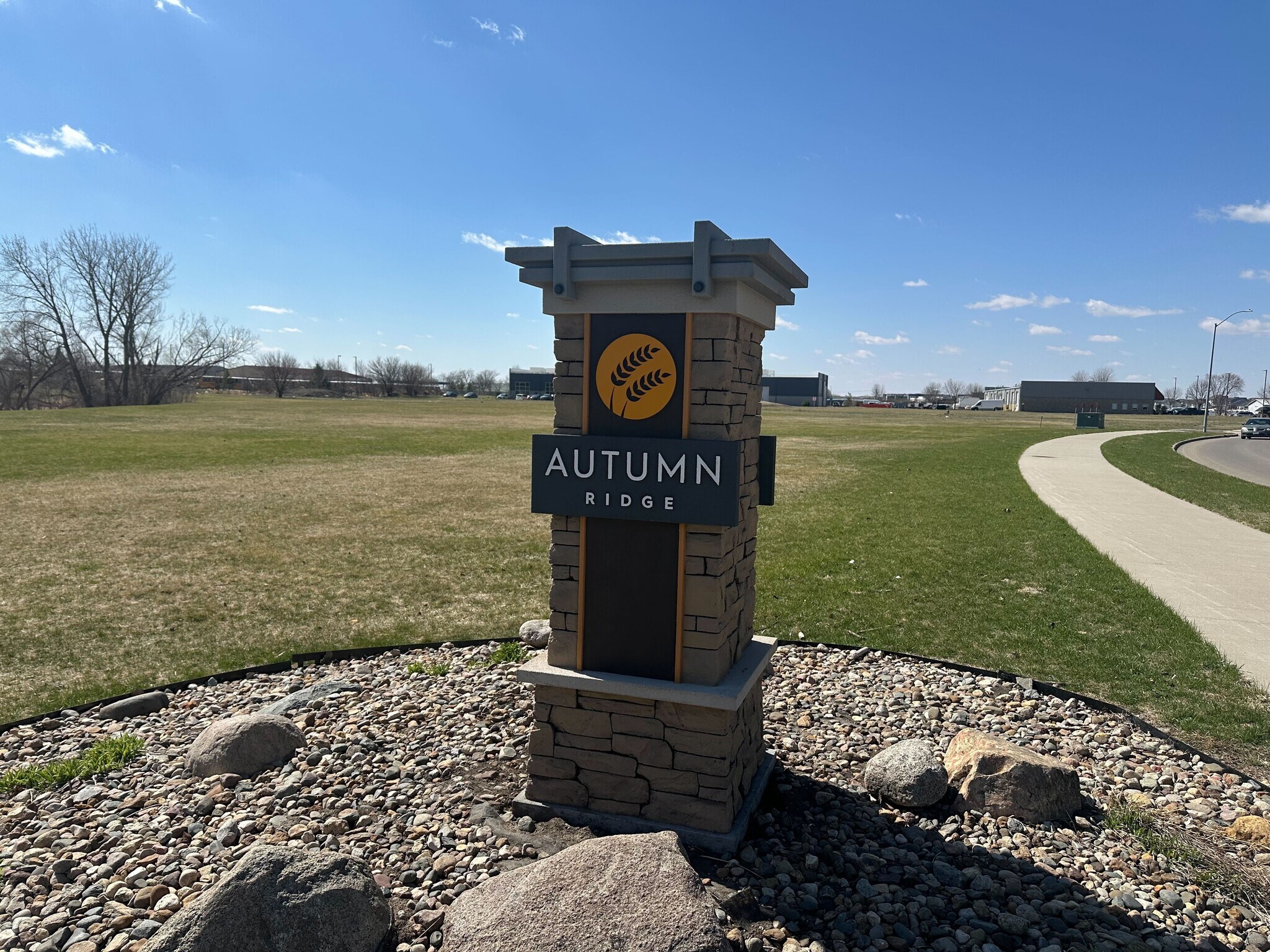 Building Photo - 1961 Four Seasons Dr