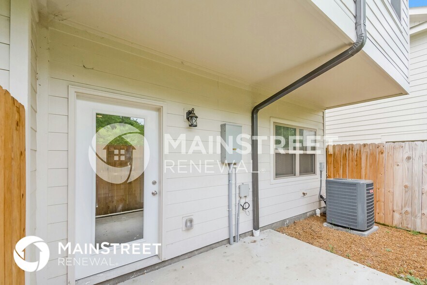 Building Photo - 124 Hartsville Ct