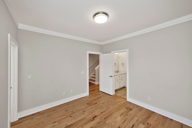 Building Photo - 4704A Kentucky Ave