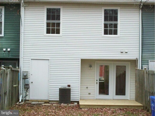 Building Photo - 1009 Copperfield Ct