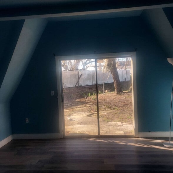 Building Photo - 1108 Rhodes Rd N