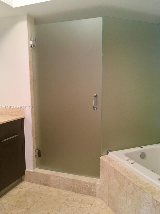 Building Photo - 21055 Yacht Club Dr