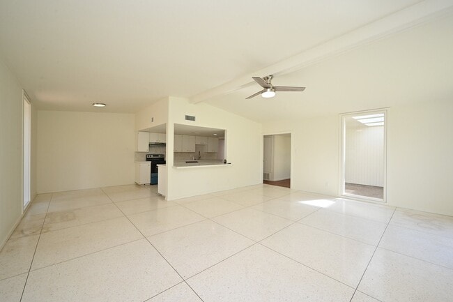 Building Photo - 14420 Westway Ln